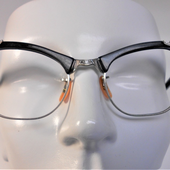 VINTAGE ARTCRAFT CAT EYE 1/10 12K WHITE GOLD FILLE - Picture 1 of 6